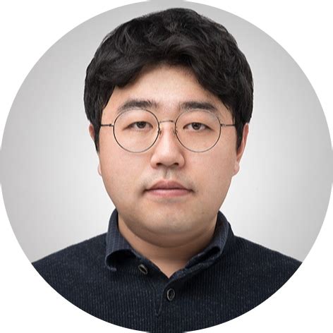 정성룡 퐈이야, 그가 바라본 세상의 모든 것